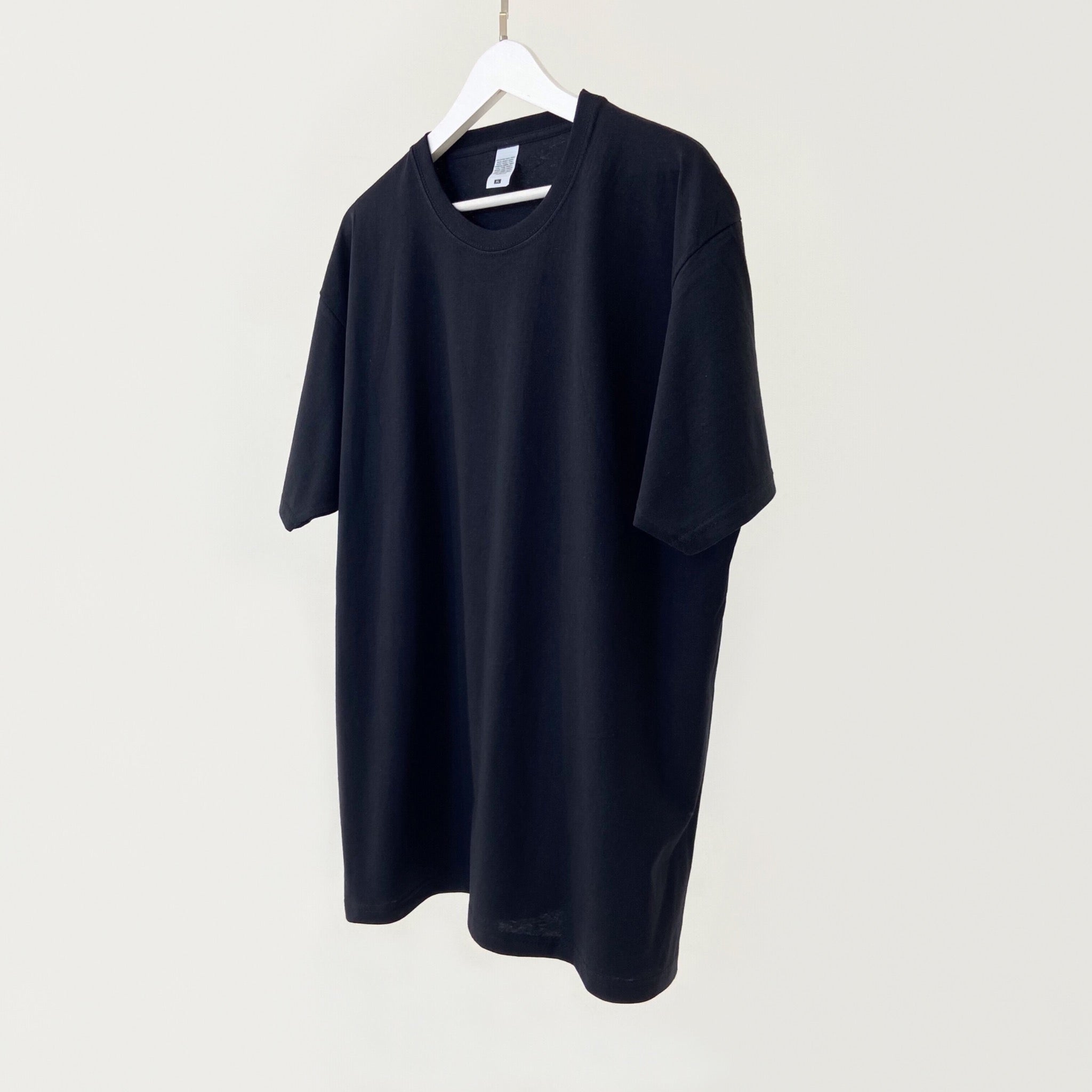 Black unisex T-shirt